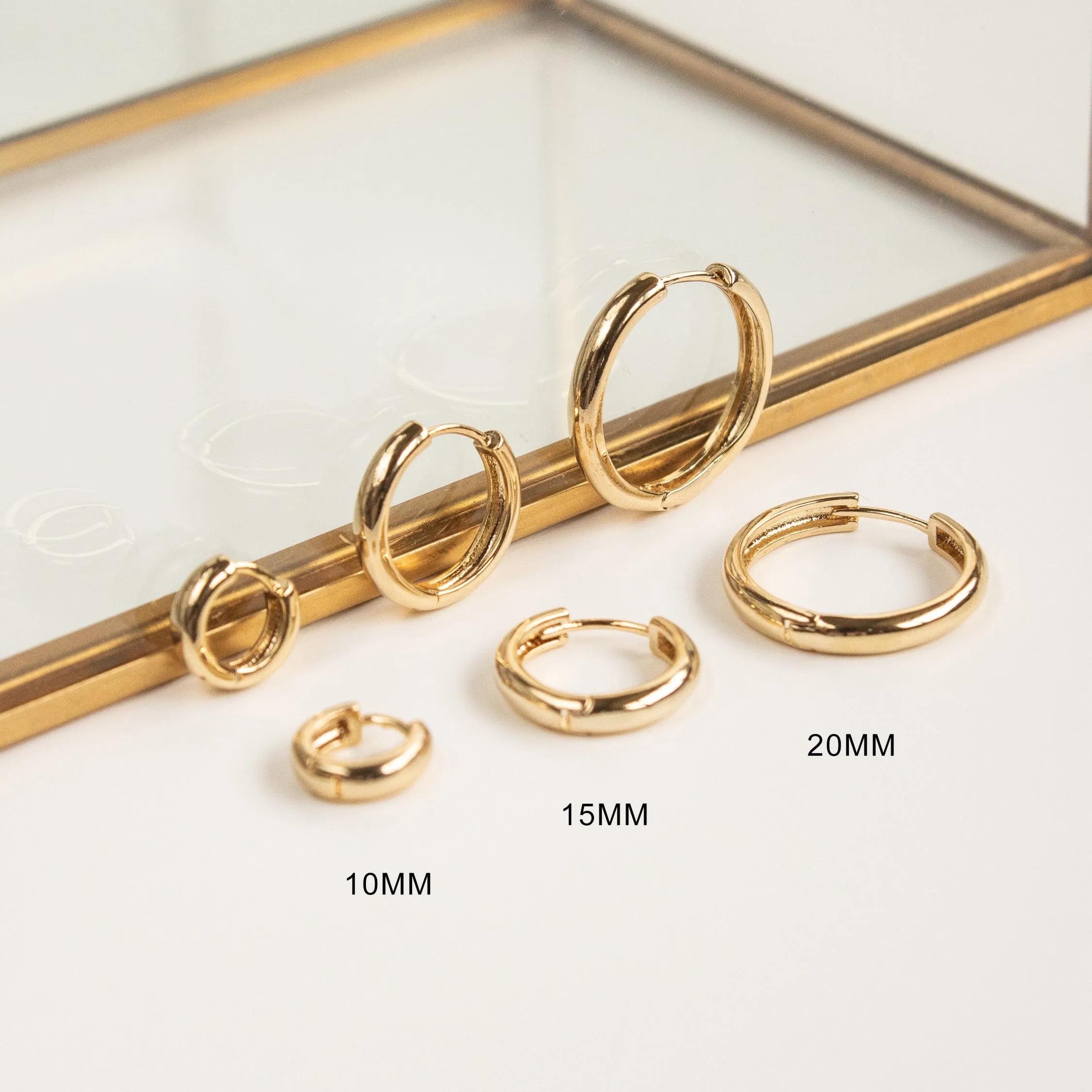 Bea 15mm Hoop Earrings Gold