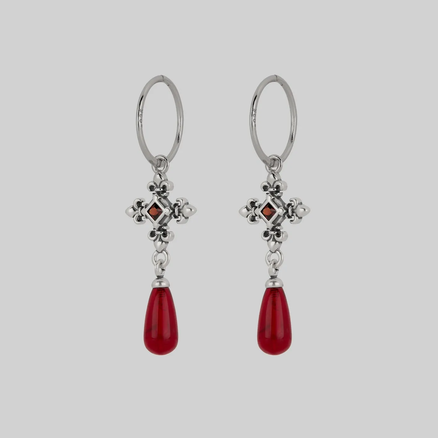 CRIMSON. Medieval Garnet Hoop Earrings - Silver