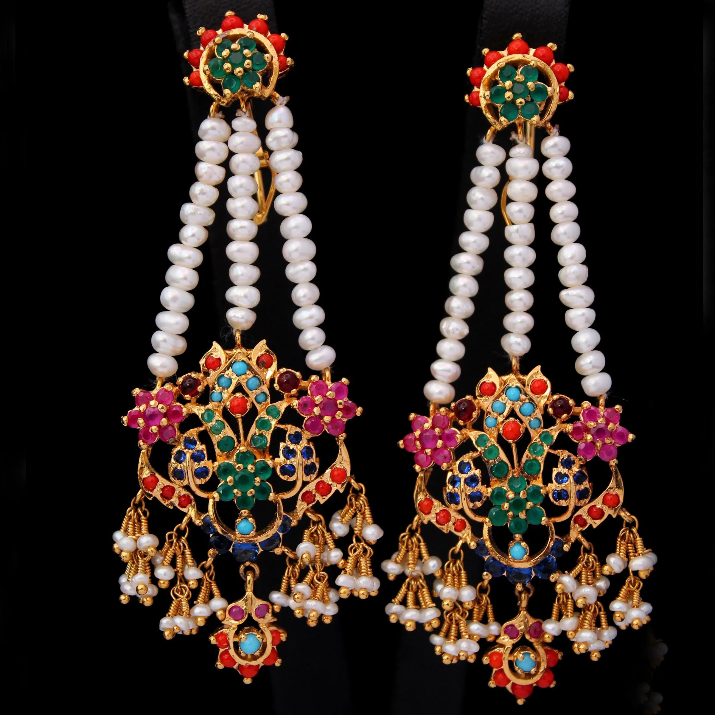 Earring With Nauratan