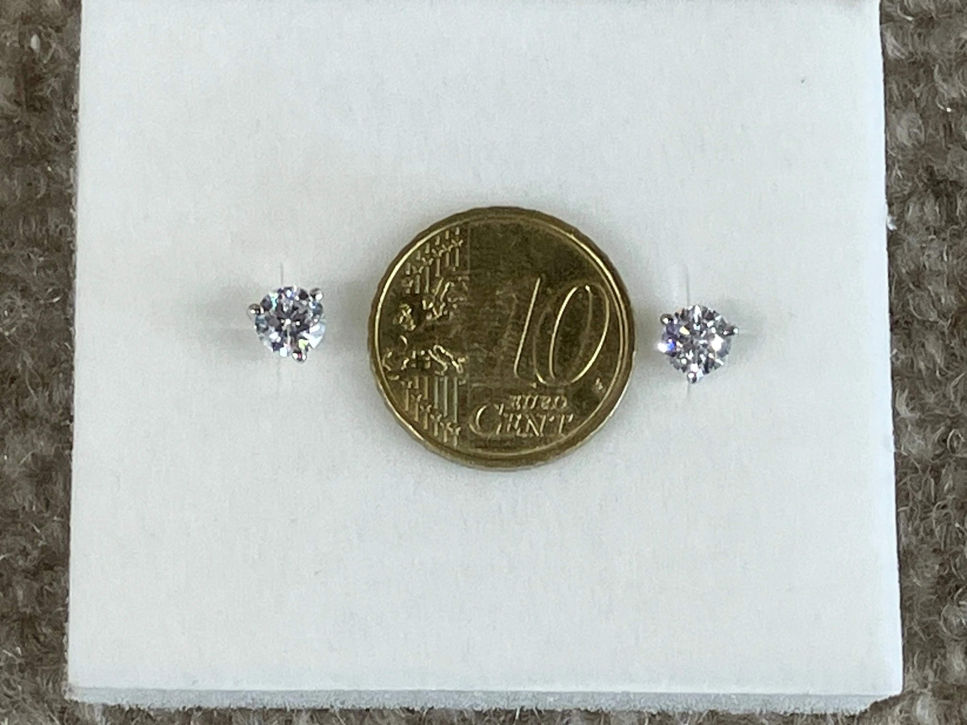 Lab Grown Diamond Stud Earrings 1.02 Carats