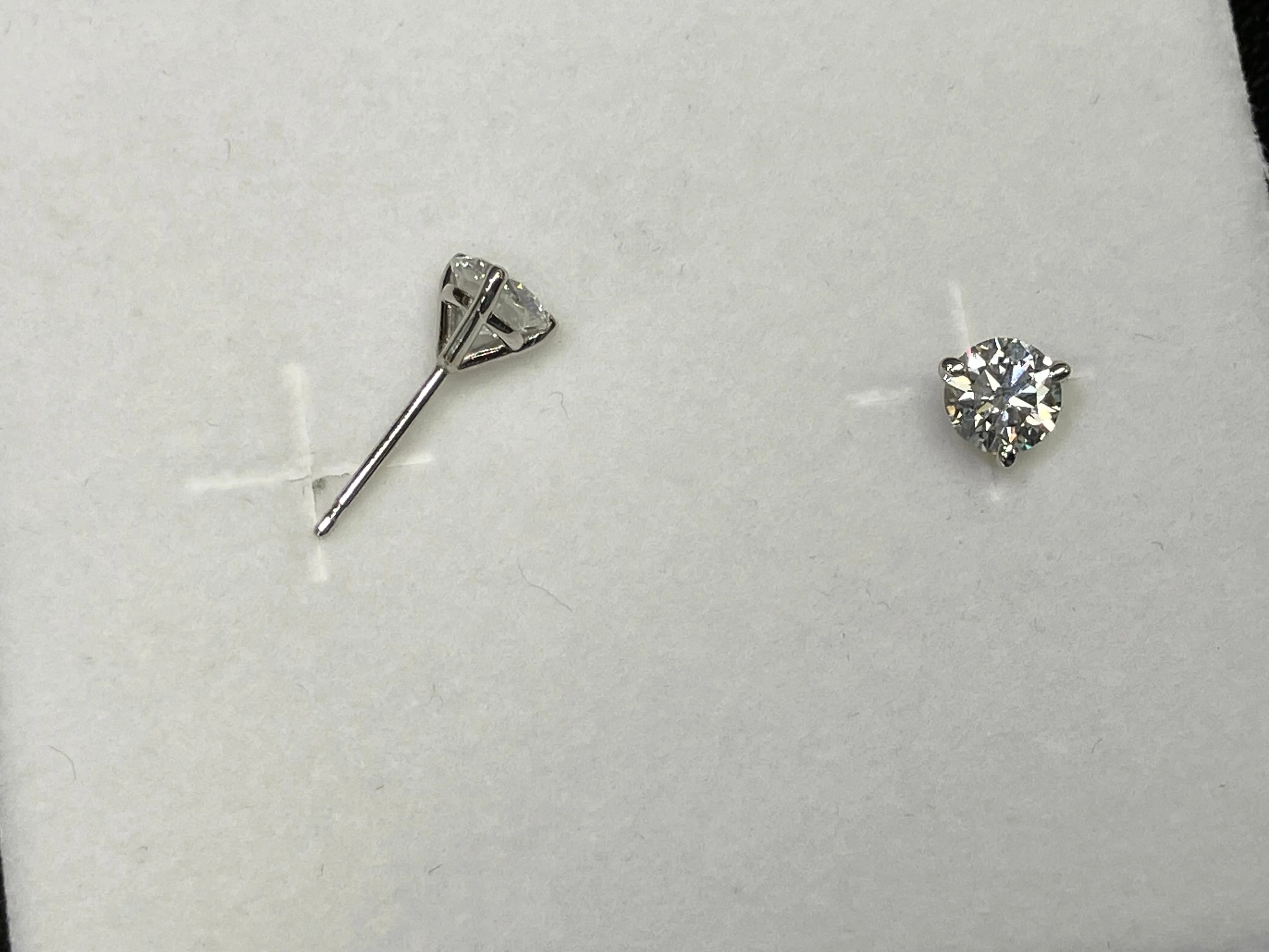 Lab Grown Diamond Stud Earrings 1.02 Carats