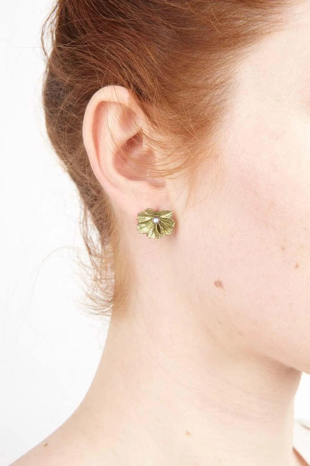 Lady's Mantle Earring - Post