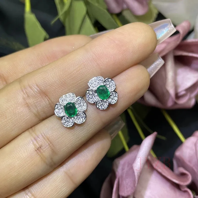 "925 Silver Emerald Stud Earrings: Timeless Elegance."