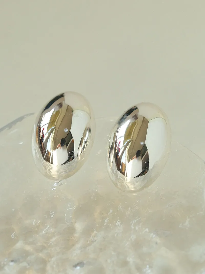 Thick Oval Gold Ear Stud Earrings