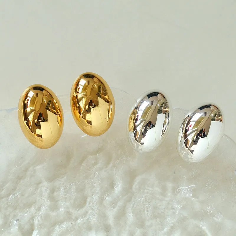 Thick Oval Gold Ear Stud Earrings